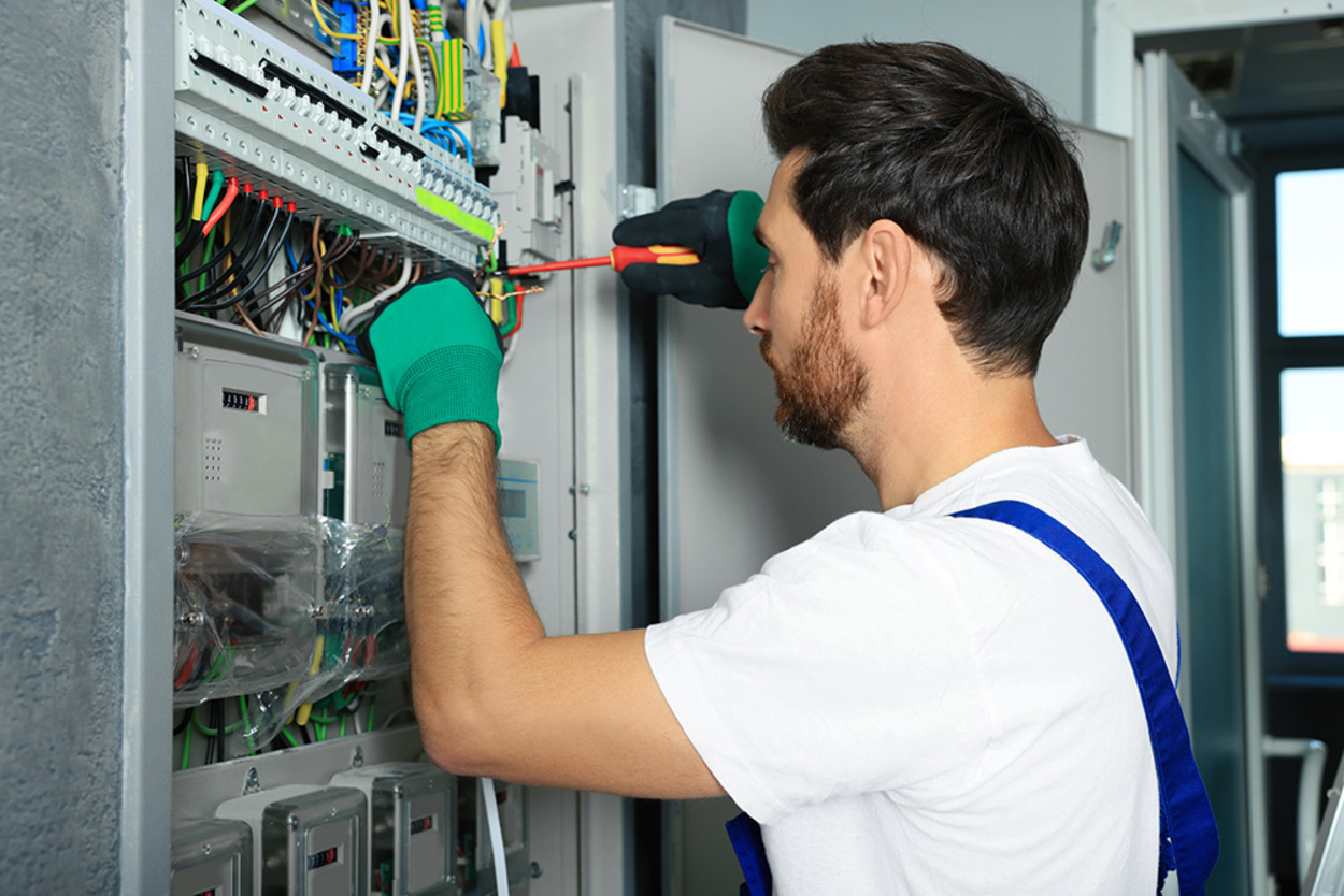 Nieder­spannungs­anlagen bei Hilberath Elektrotechnik in Bayerfeld-Steckweiler